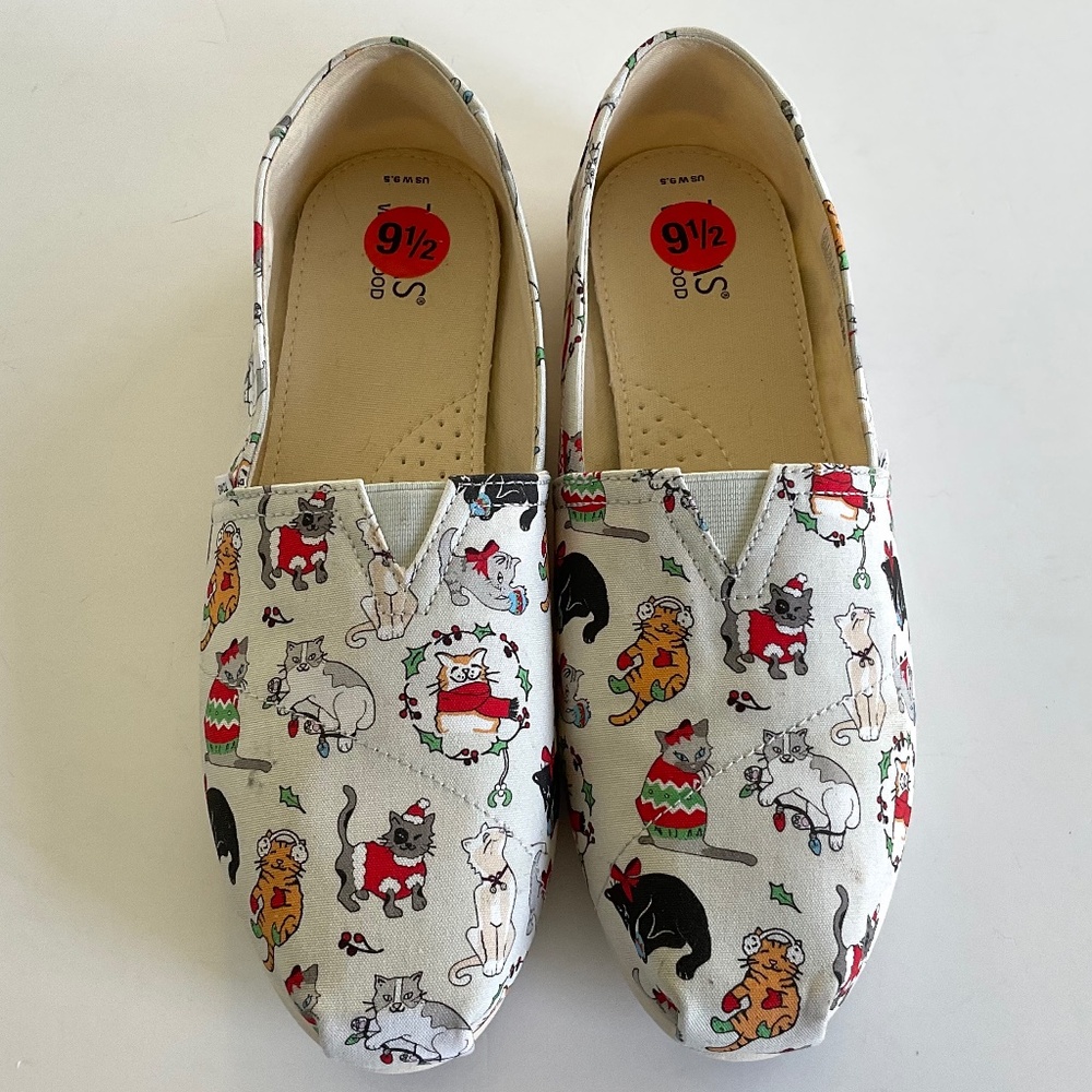TOMS Christmas Cat Shoes Size 9.5 LIKE NEW